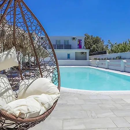 One And Only Beachfront * Perissa (Santorini)